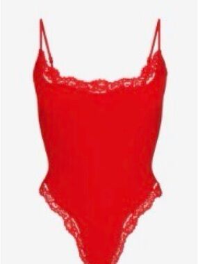 SKIMS *NWT* Cayenne Red Fits Everybody Lace Cami Bodysuit SIZE SMALL